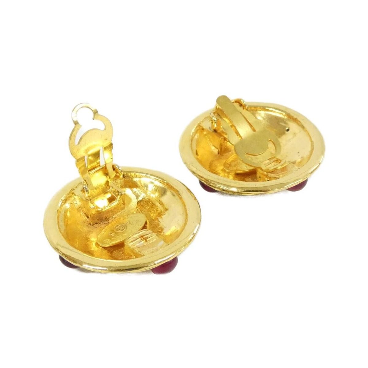 Chanel Vintage Earrings Gold — view 3