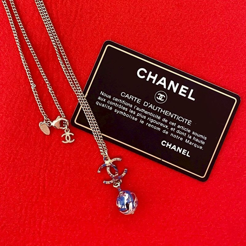 Chanel Coco Mark Motif GP Faux Pearl Paint Chain Necklace 13AB — view 2