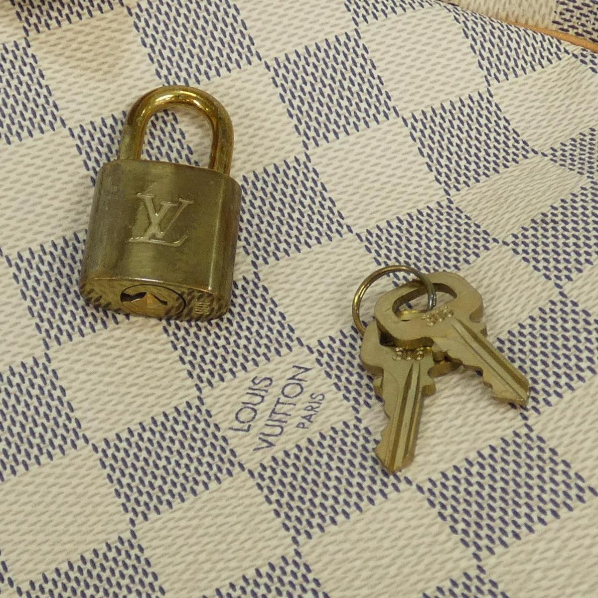 Louis Vuitton Damier Azur Speedy 30 cm Boston Bag — view 3