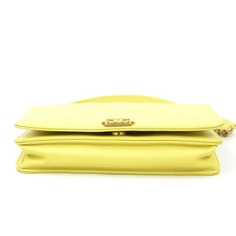 Chanel Chain Wallet Crossbody Bag Boy — view 4