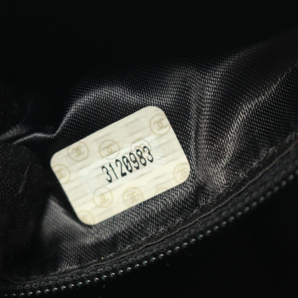 Chanel Shoulder Bag Triple CC Logo Black Lambskin Coco Fringe Small — view 5