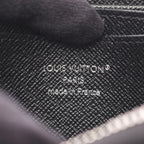 Louis Vuitton Coin Case Zippy Purse Noir Black Leather — view 4