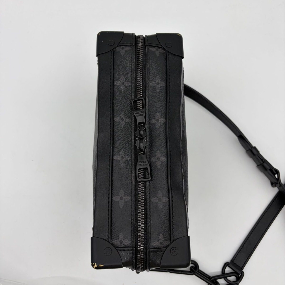 Louis Vuitton Soft Trunk Monogram Eclipse — view 8