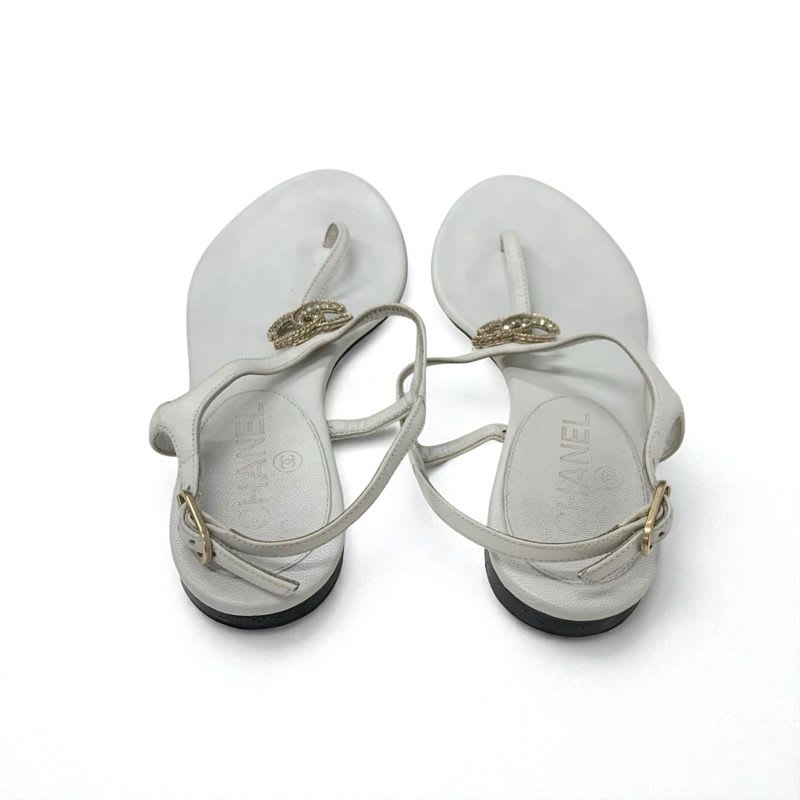 Chanel Sandals Shoes Leather White Gold Coco Mark Rhinestone Strap Thong — view 5