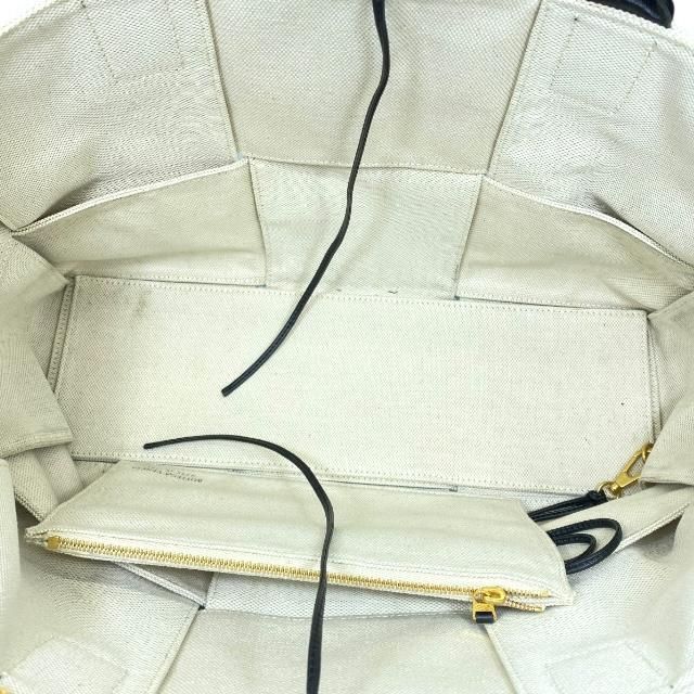 Bottega Veneta Arco Tote Handbag Intrecciato Canvas Leather White Black — view 4