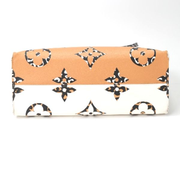 Louis Vuitton Monogram Jungle 2-Way On The Go GM Tote Bag — view 5