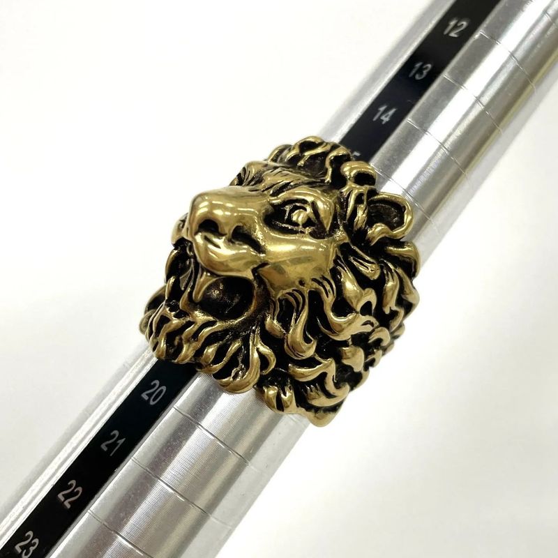 Gucci Michele Period Lion Head GP Ring 19 — view 8