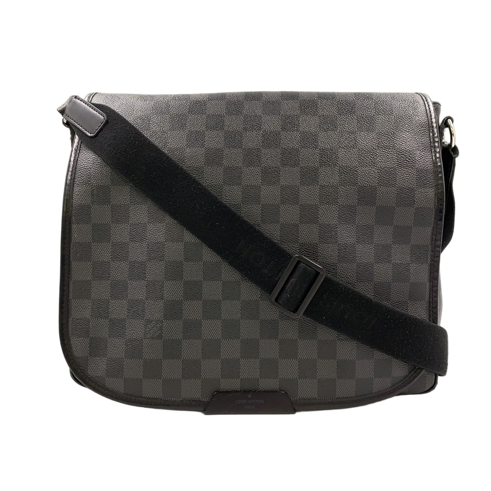 Louis Vuitton Daniel MM Damier Graphite Leather Black Shoulder Bag Silver