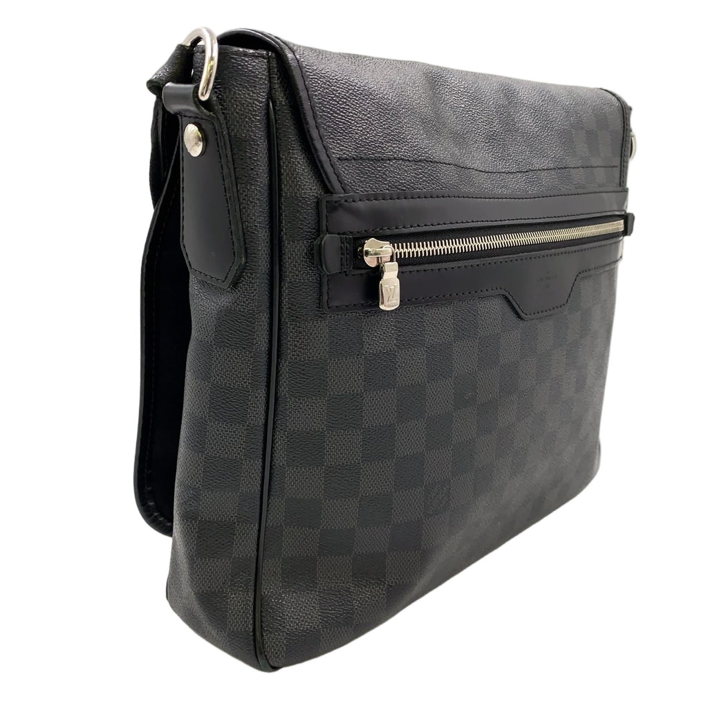 Louis Vuitton Daniel MM Damier Graphite Leather Black Shoulder Bag Silver — view 2