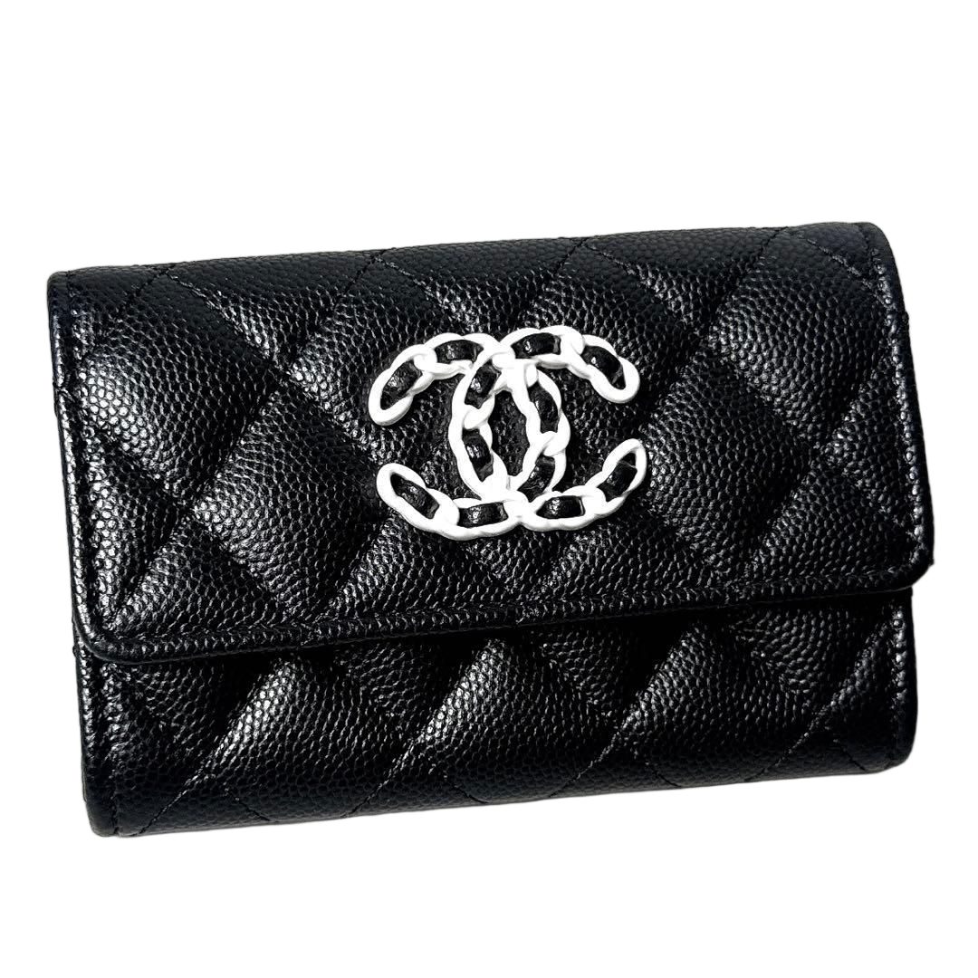 Chanel 19 Card Case Caviar Leather Black