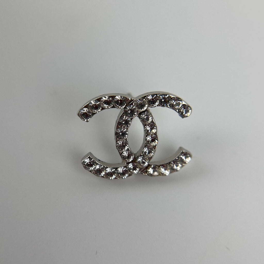 Chanel CC Logo Earrings Silver Vintage — view 4