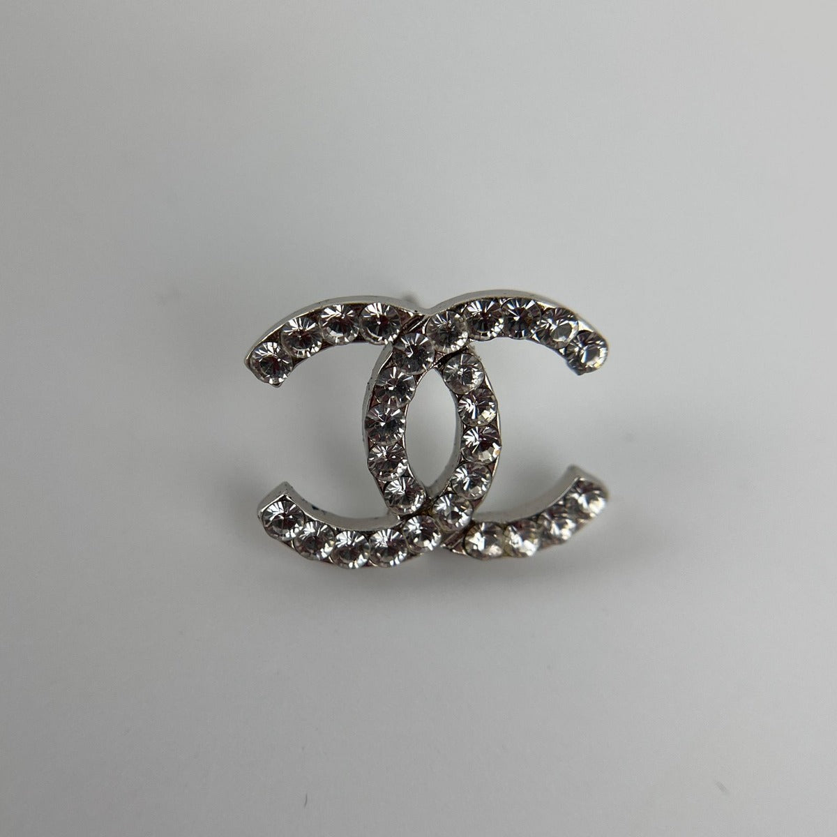 Chanel CC Logo Earrings Silver Vintage — view 4