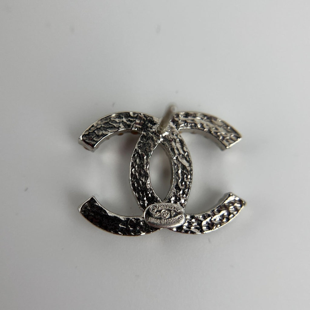 Chanel CC Logo Earrings Silver Vintage — view 5