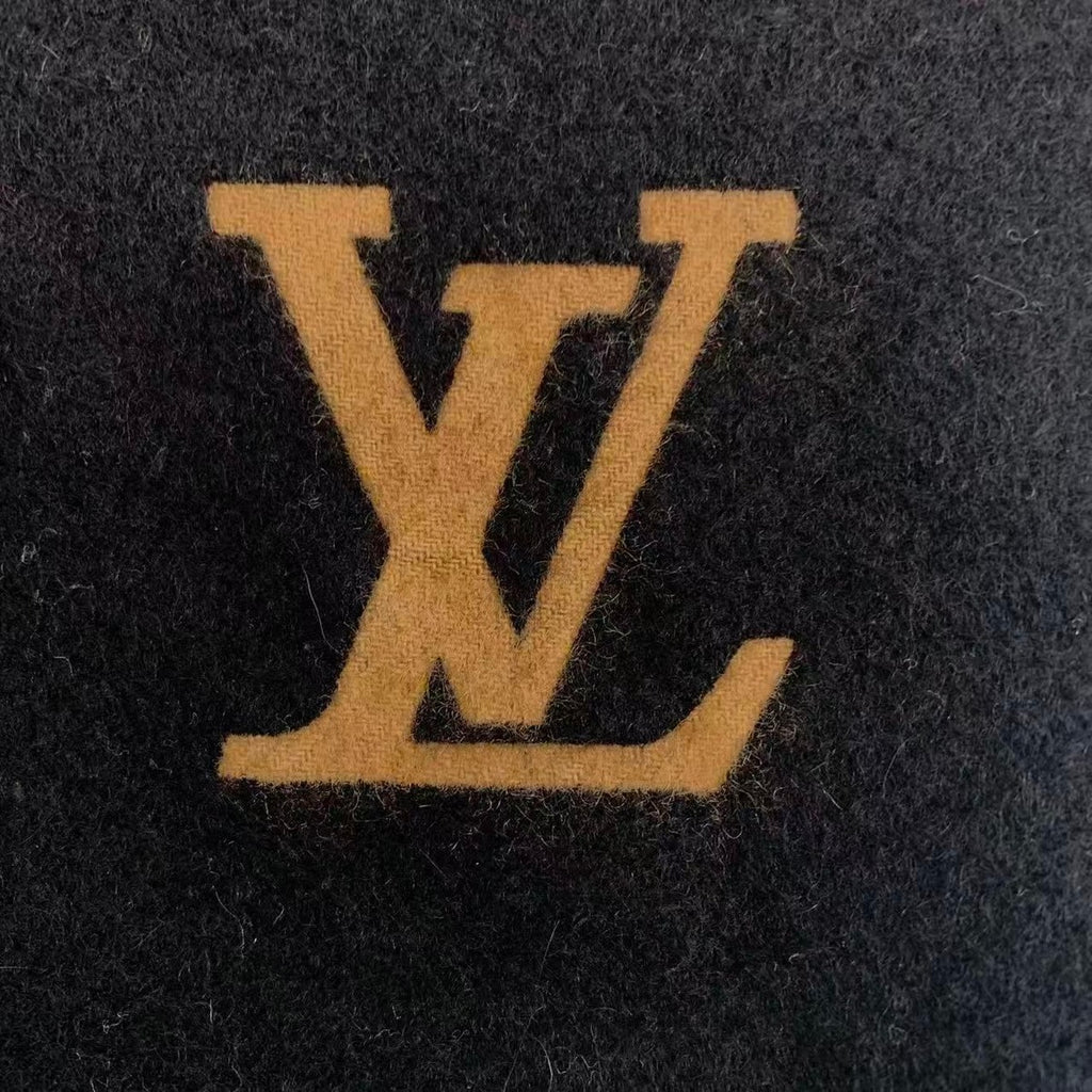 Louis Vuitton Scarf Cashmere LV Logo Black — view 3