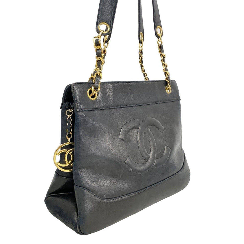 Chanel Chain Tote Lambskin Black Gold — view 2