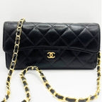 Chanel CC Classic Caviar Flap Wallet Quilted Leather Chain Purse Black — view 2