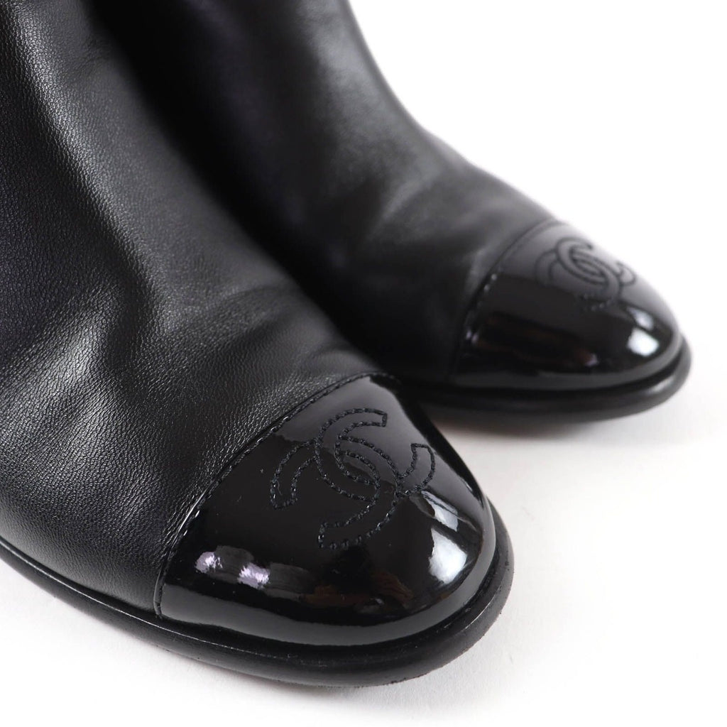 Chanel CC Logo Leather Ankle Boots Short Black 35 Handbag — view 8