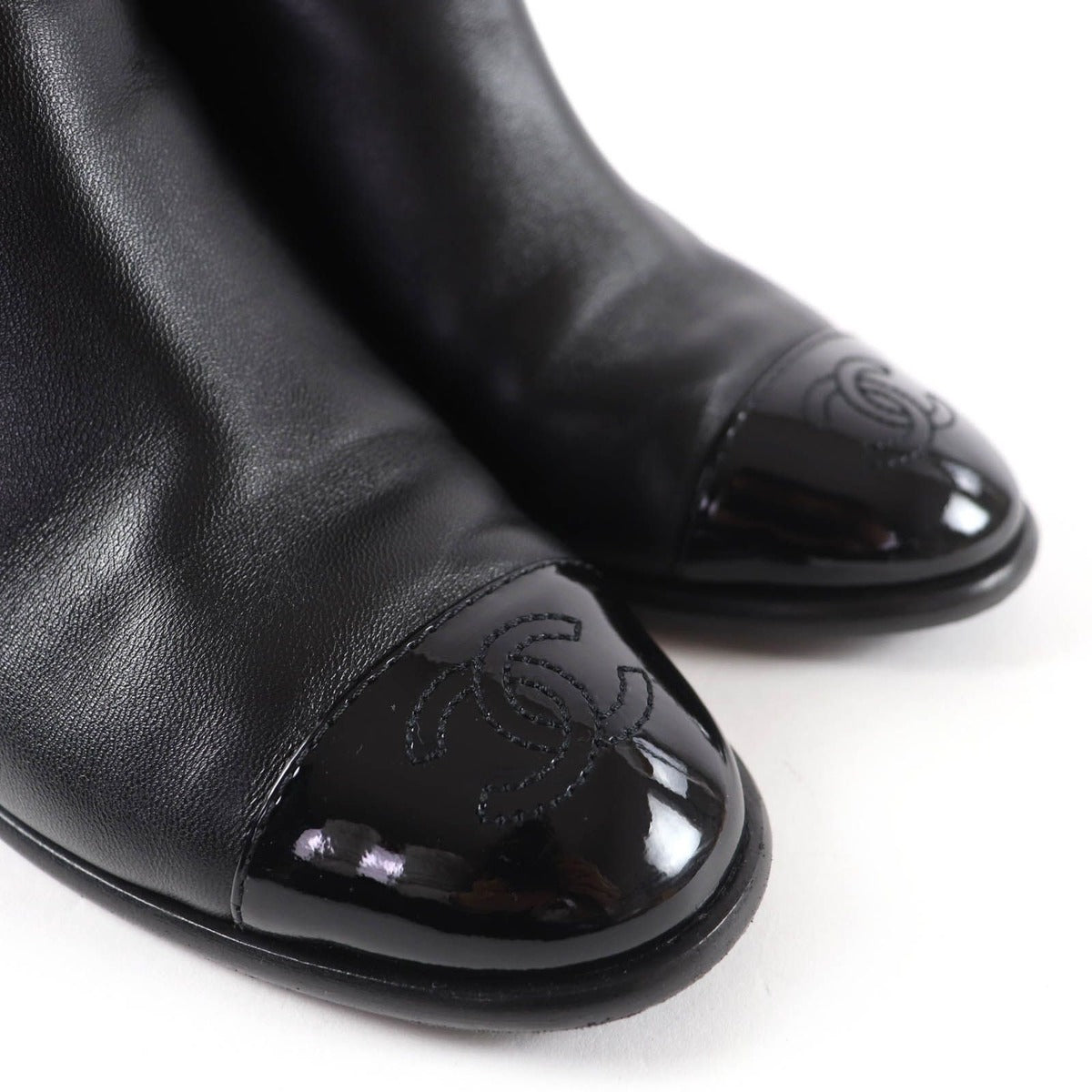 Chanel CC Logo Leather Ankle Boots Short Black 35 Handbag — view 8