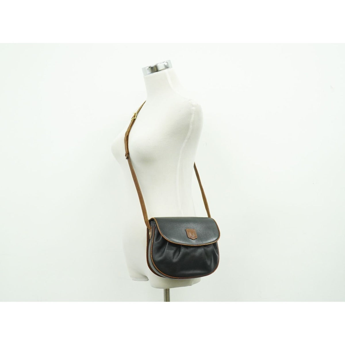 Celine Leather Shoulder Bag Pochette Black — view 6