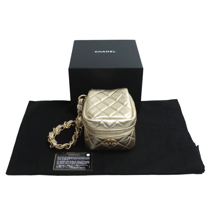 Chanel Quilted Chain Clutch Bag Gold Ap2803 — view 7