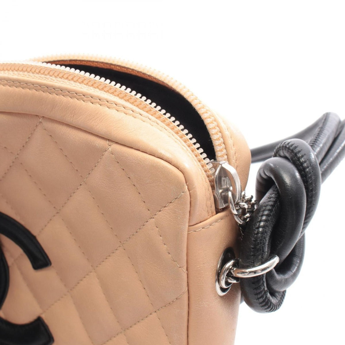 Chanel Shoulder Bag Cambon Beige Black — view 8