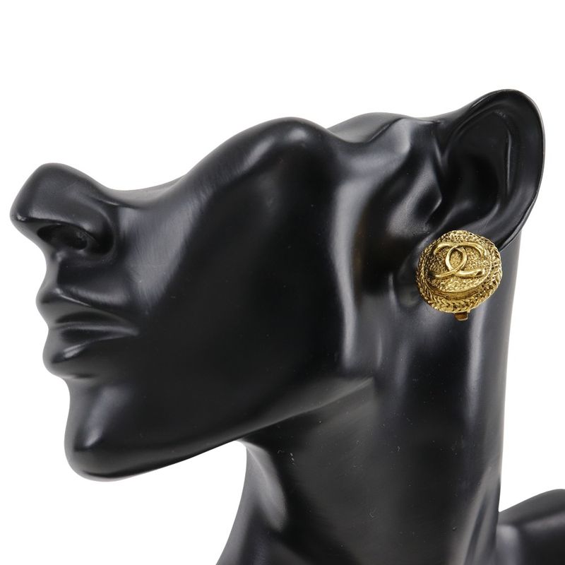 Chanel Coco Mark Vintage Gold Plated 14.0 g Earrings — view 3