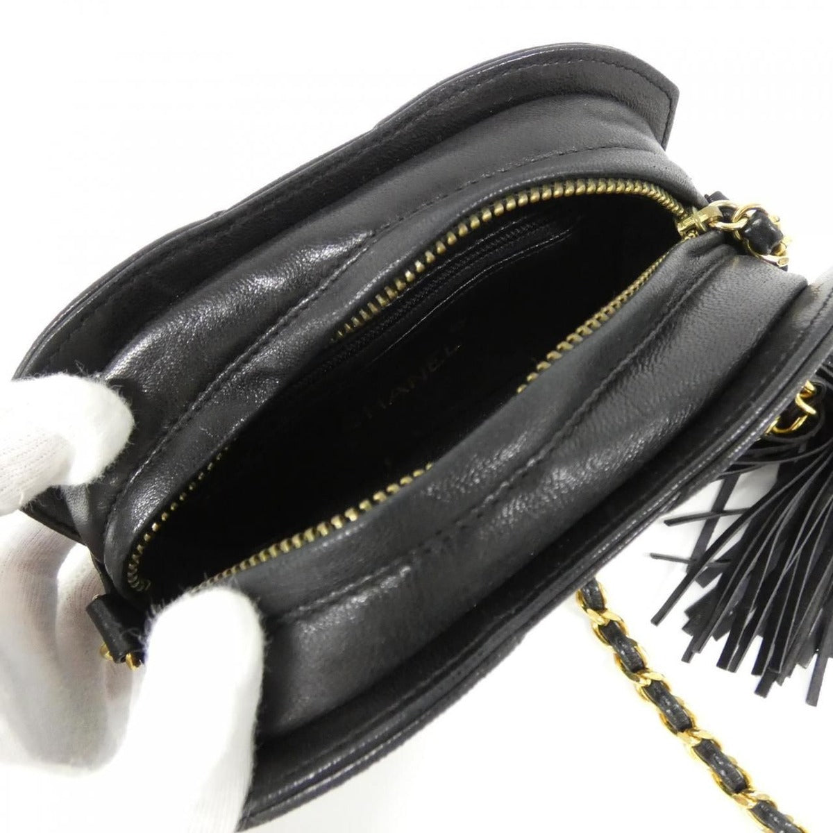 Chanel Vintage Shoulder Bag — view 6