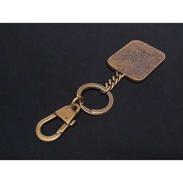 Gucci Key Holder Ring Gold Tone White Metal Bag Charm — view 3