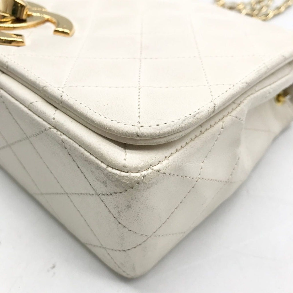 Chanel Quilted Big CC Logo Turnlock Chain Shoulder Bag White — view 5