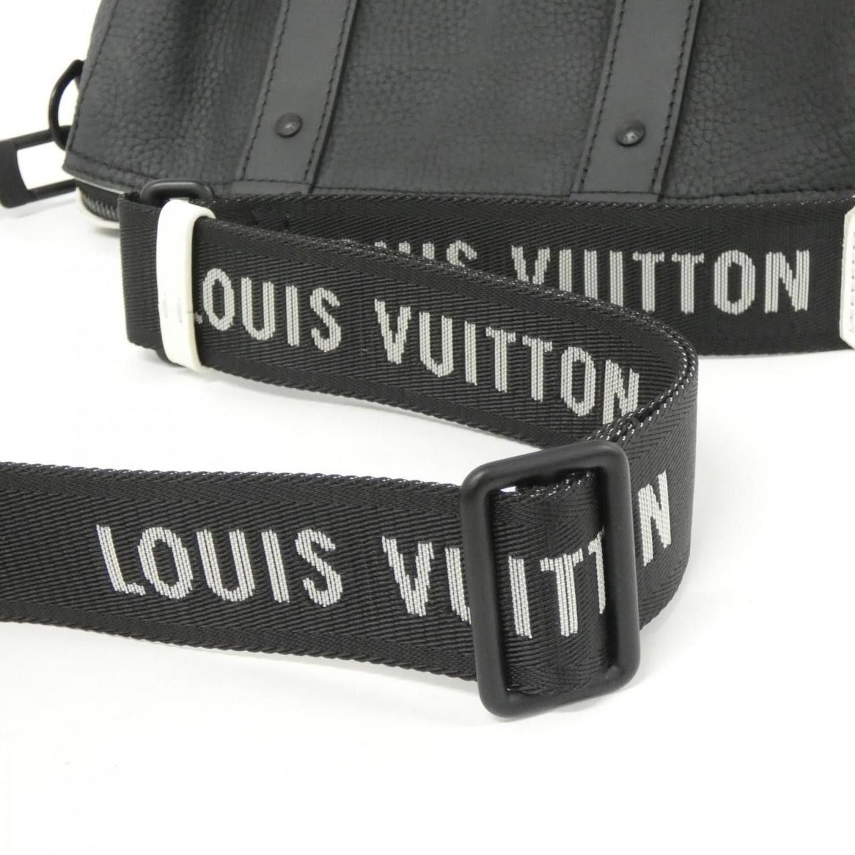 Louis Vuitton Lvxfifa City Keepall Shoulder Bag — view 8