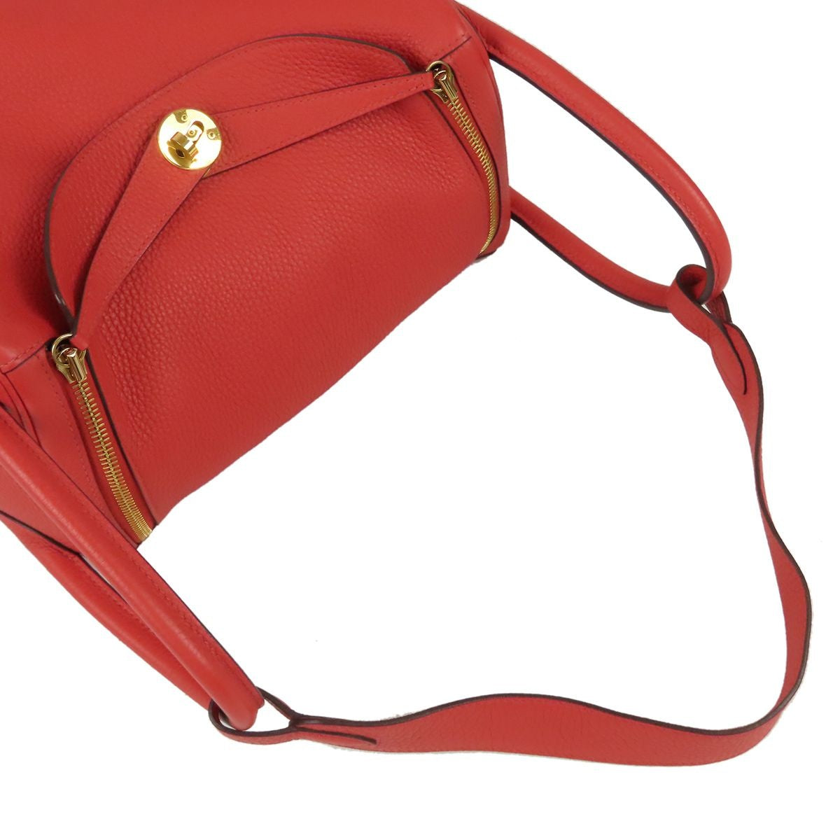 Hermes Lindy 30 Rouge de Coeur Gold Taurillon 2-Way Shoulder Bag — view 4