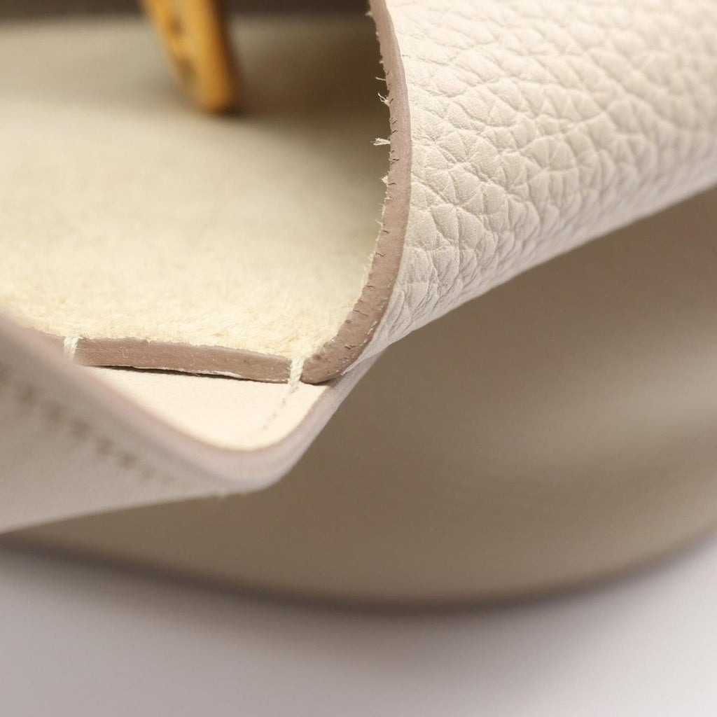 Hermes Handbag in the Loop 23 Beton Leather — view 8