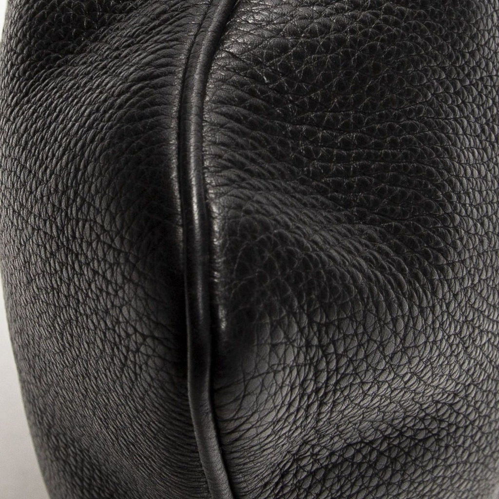 Gucci Large Flap Messenger Black Grain Calfskin Leather — view 8