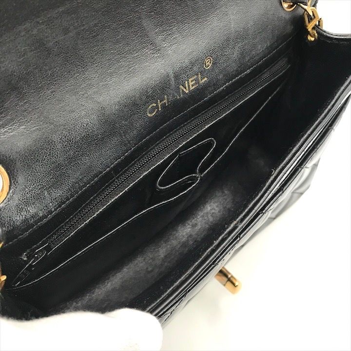 Chanel CC Logo Quilted Calf Enamel Full Flap Chain Shoulder Bag Black — view 8