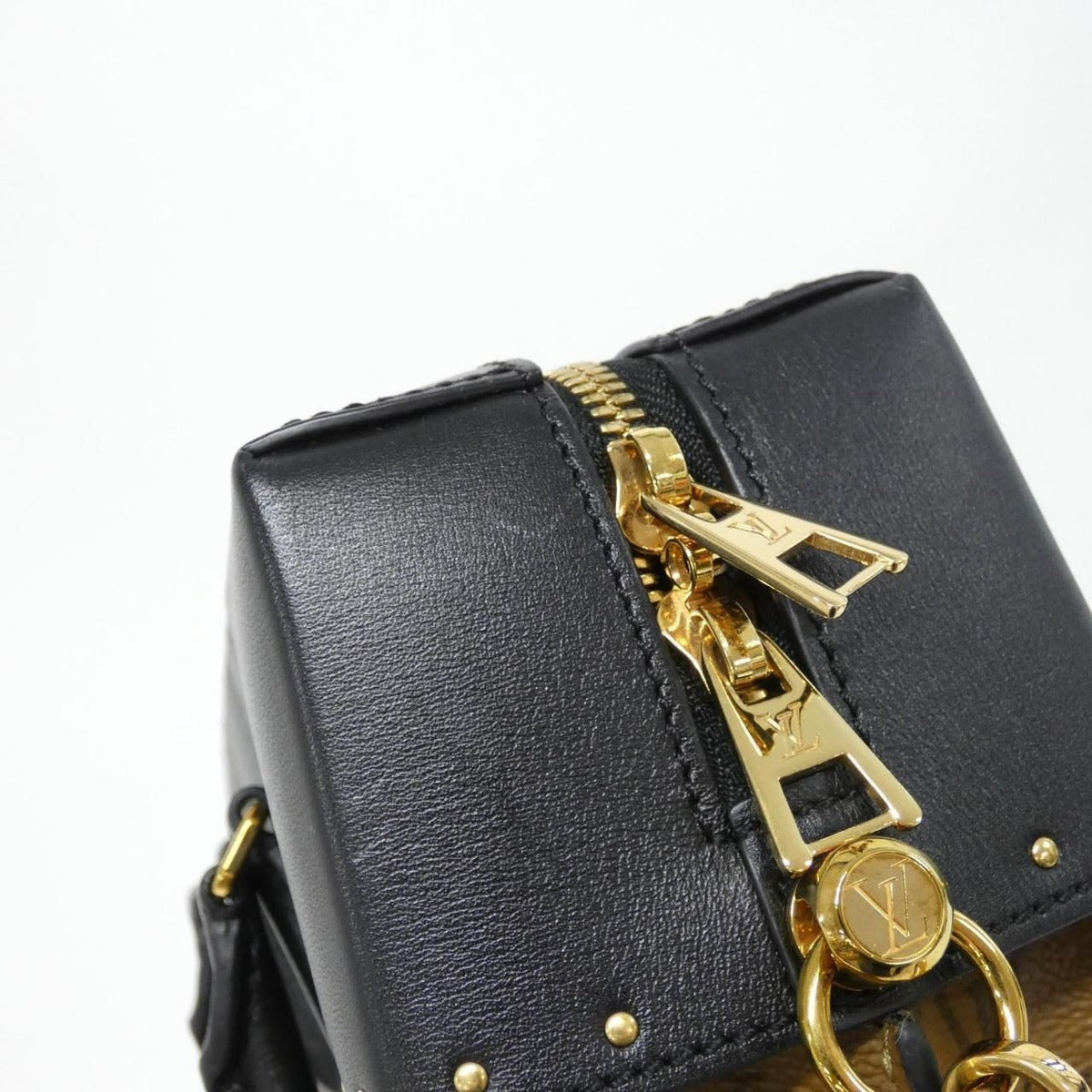 Louis Vuitton Monogram Reverse City Malle Bag — view 8