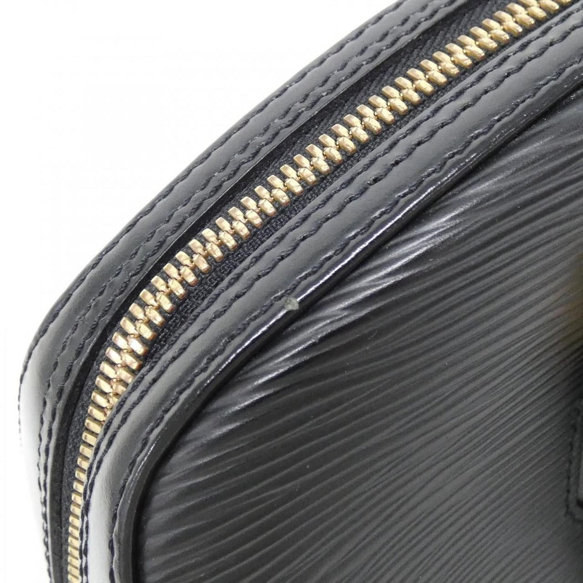 Louis Vuitton Vintage Epi Jasmine Bag — view 5