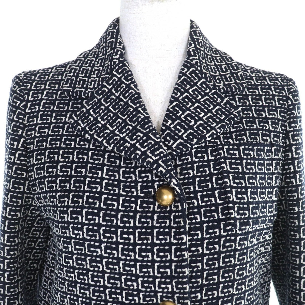 Gucci GG Pattern Signature Jacquard — view 2