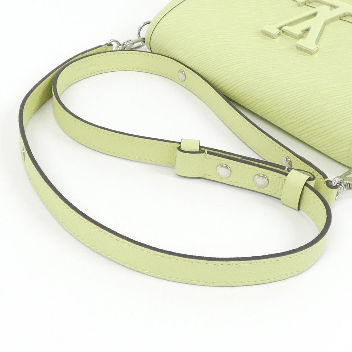 Louis Vuitton Epi Buci Shoulder Bag Vert Noto — view 5