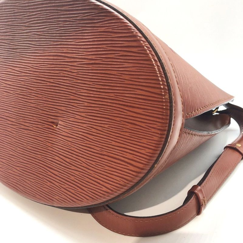 Louis Vuitton Epi Cluny Shoulder Bag Kenya Brown — view 7