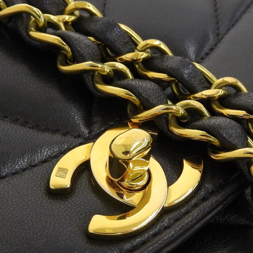 Chanel Quilted Diana 22 Chain Shoulder Bag — view 4