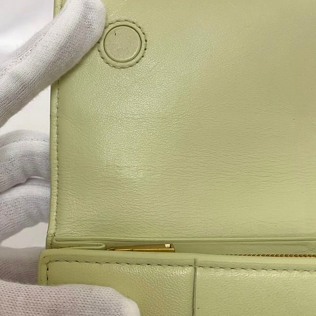 Bottega Veneta Bifold Long Wallet Light Yellow Cassette — view 7