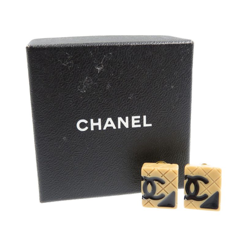 Chanel Cambon Line Coco Mark Plastic GP Beige Black Earrings 0171 — view 3
