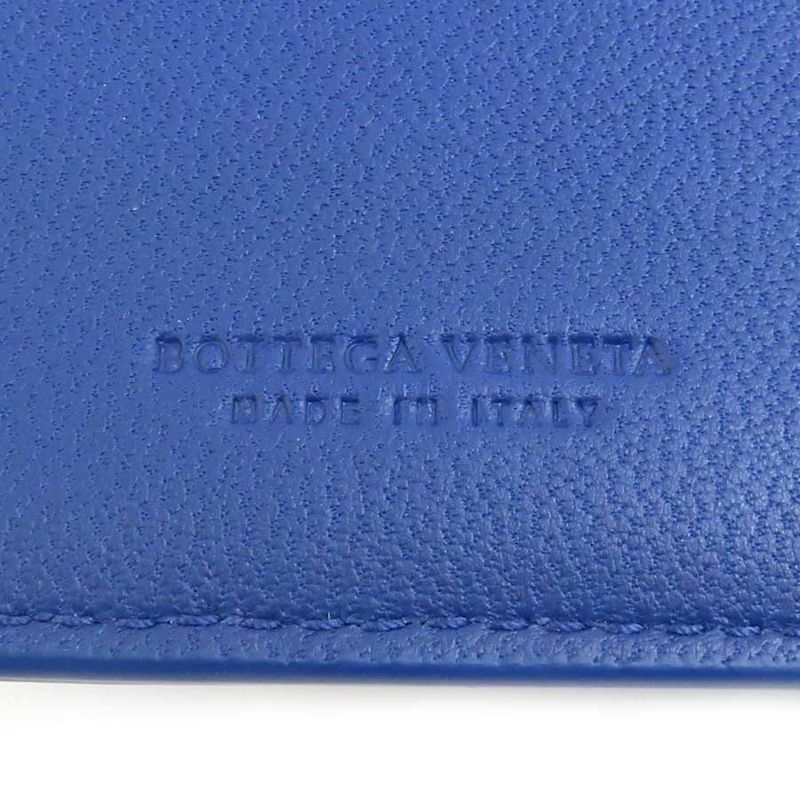 Bottega Veneta Bifold Wallet in Intrecciato — view 6