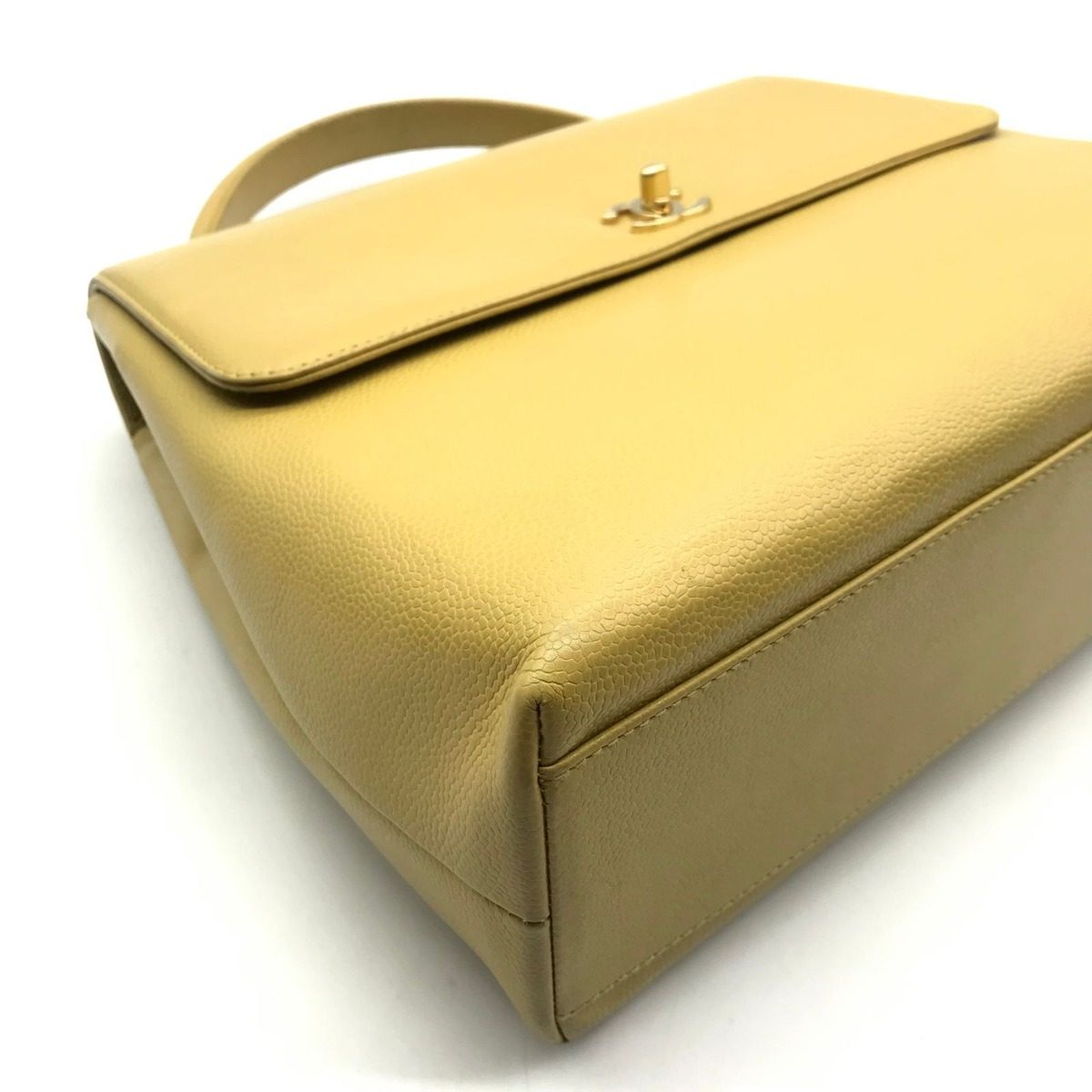 Chanel Caviar Leather CC Logo Hand Bag Yellow — view 5
