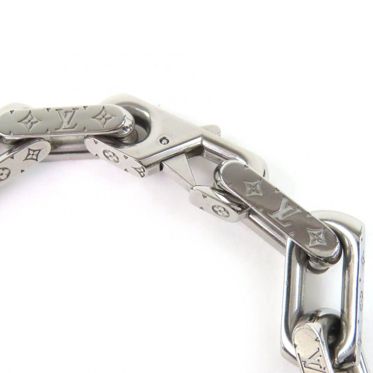 Louis Vuitton 2025 129800 Necklace — view 5