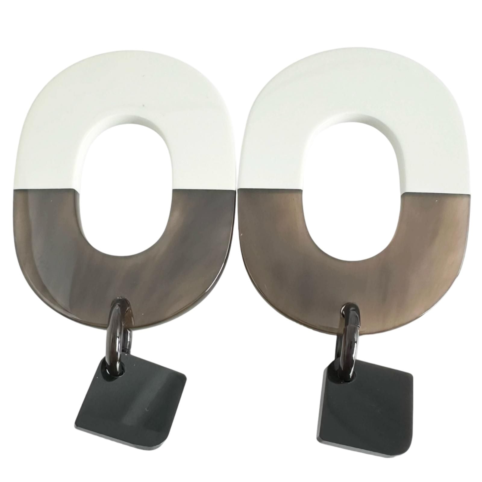 Hermes Ismu Buffalo Horn Gray White Earrings