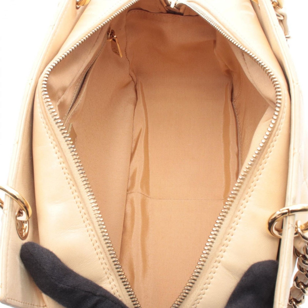 Chanel Shoulder Bag Quilted Cream Lambskin Coco — view 3