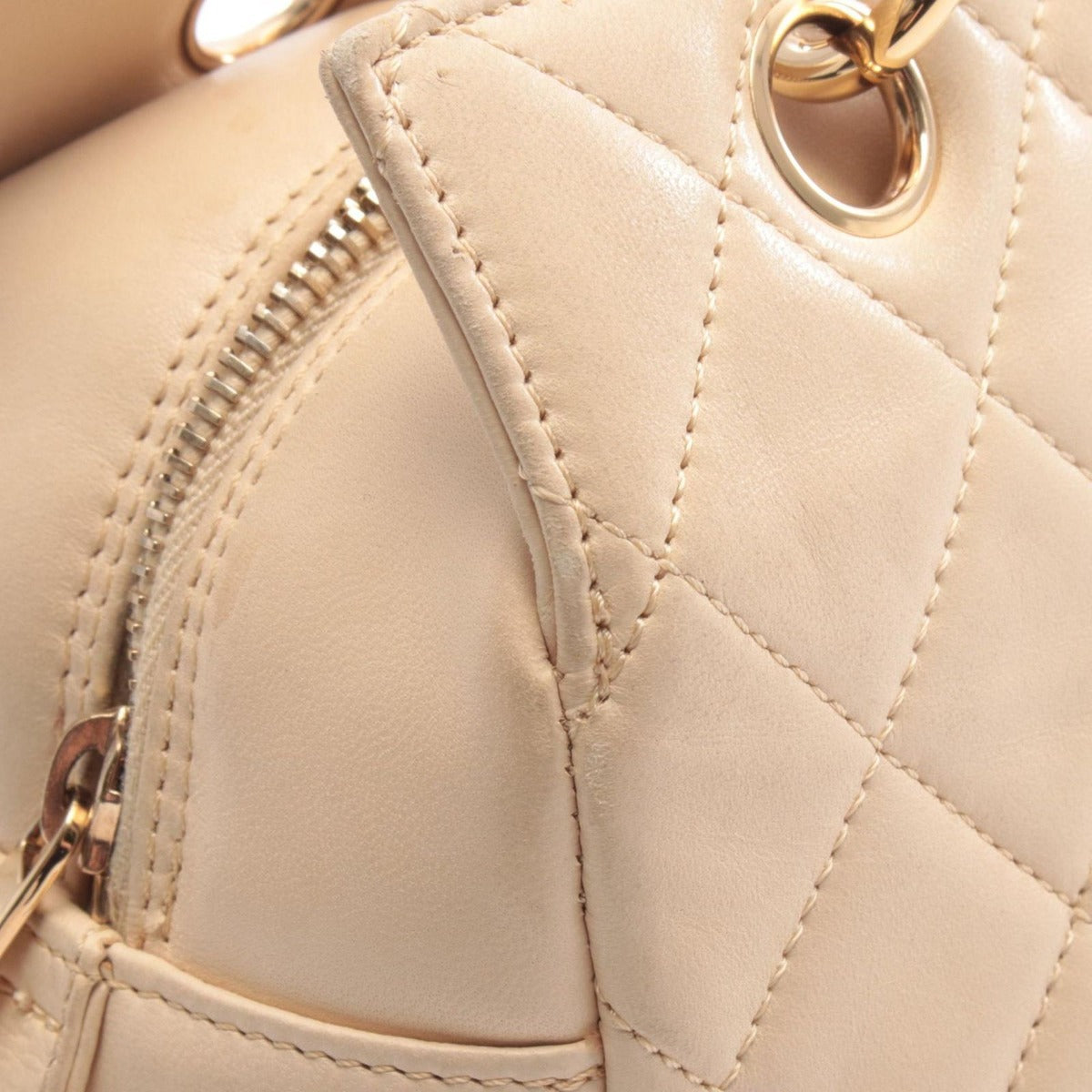 Chanel Shoulder Bag Quilted Cream Lambskin Coco — view 8