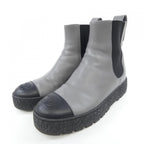 Chanel Ankle Boots Turnlock — view 3