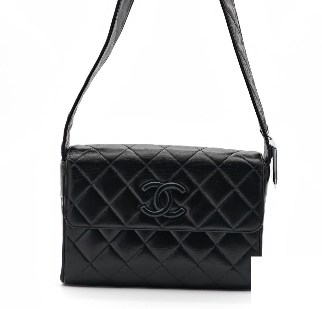 Chanel Shoulder Bag Lambskin — view 2